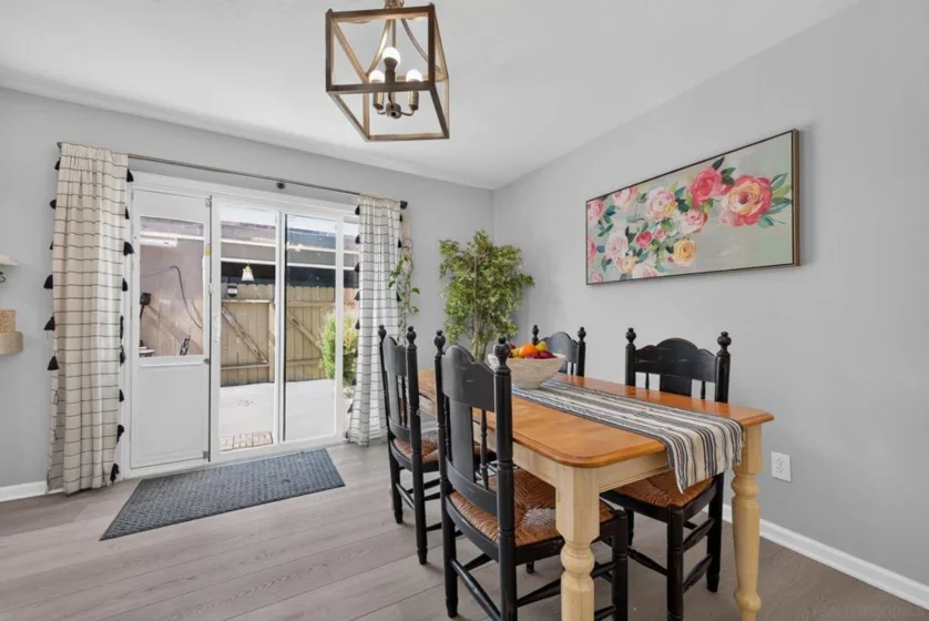 10376 Frank Lane photo 10