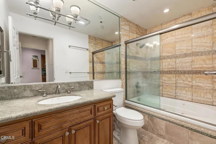 121 S Hope Street #11 photo 12
