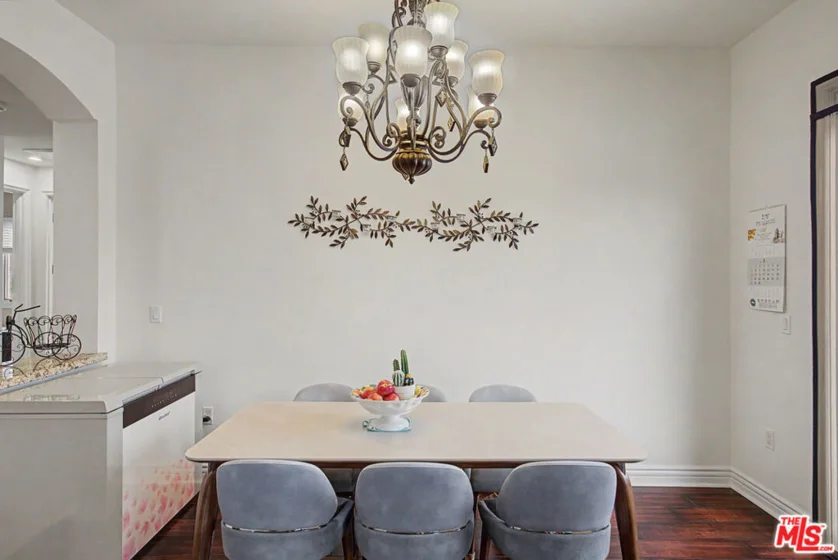 5057 Maplewood Avenue #PH4 photo 32