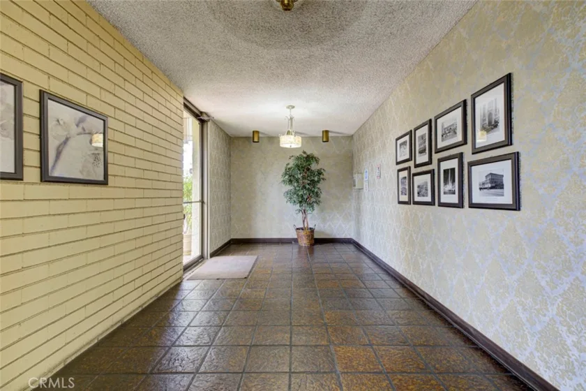 125 W Mountain Street #216 photo 30