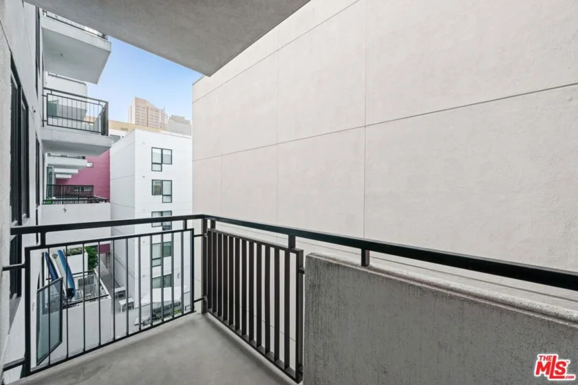 1234 Wilshire Boulevard #422 photo 6