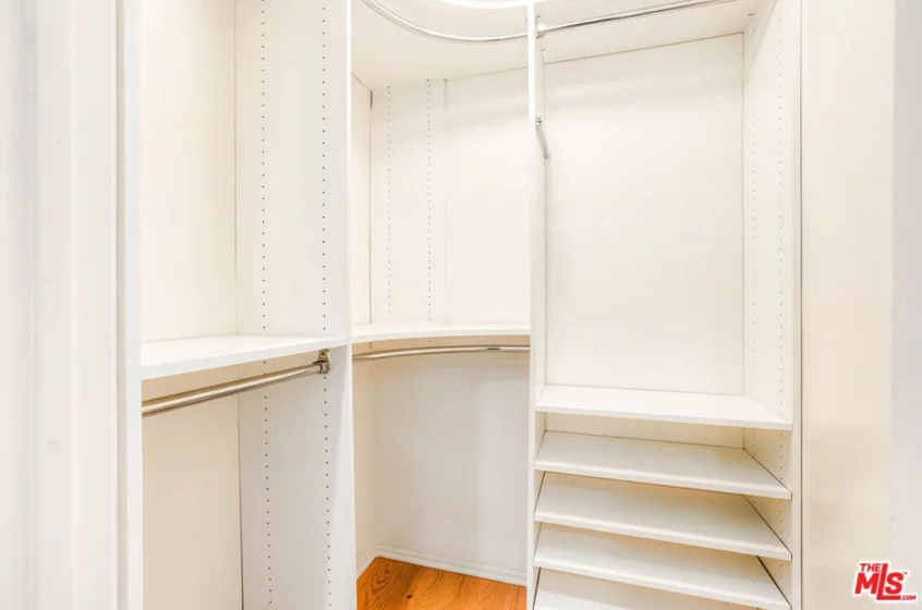 839 Larrabee Street #2 photo 23