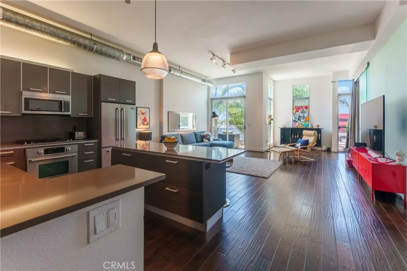 13320 Beach Avenue #301 photo 3