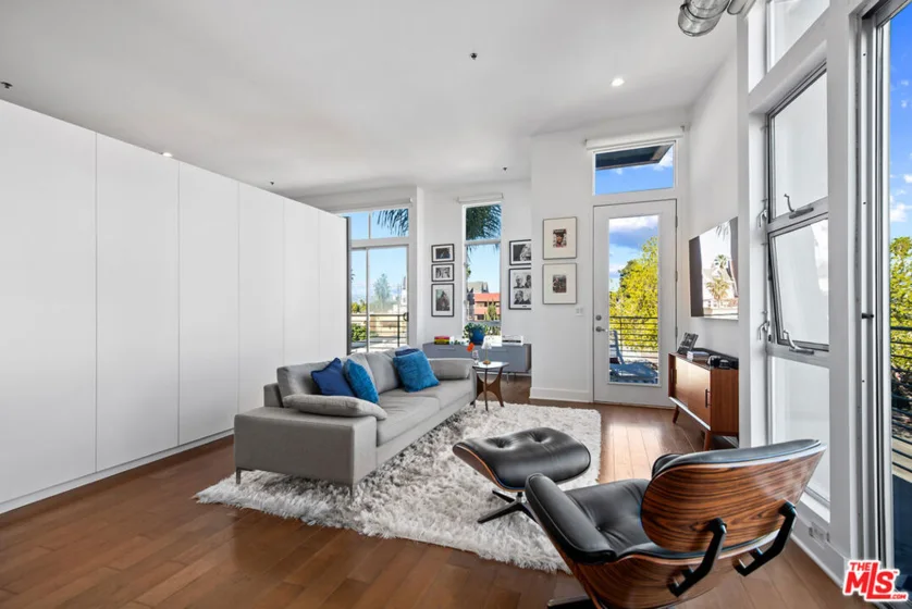 13320 Beach Avenue #304 photo 7