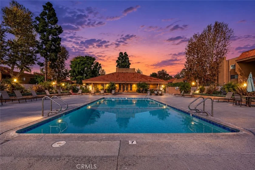 6600 Warner #88 photo 18