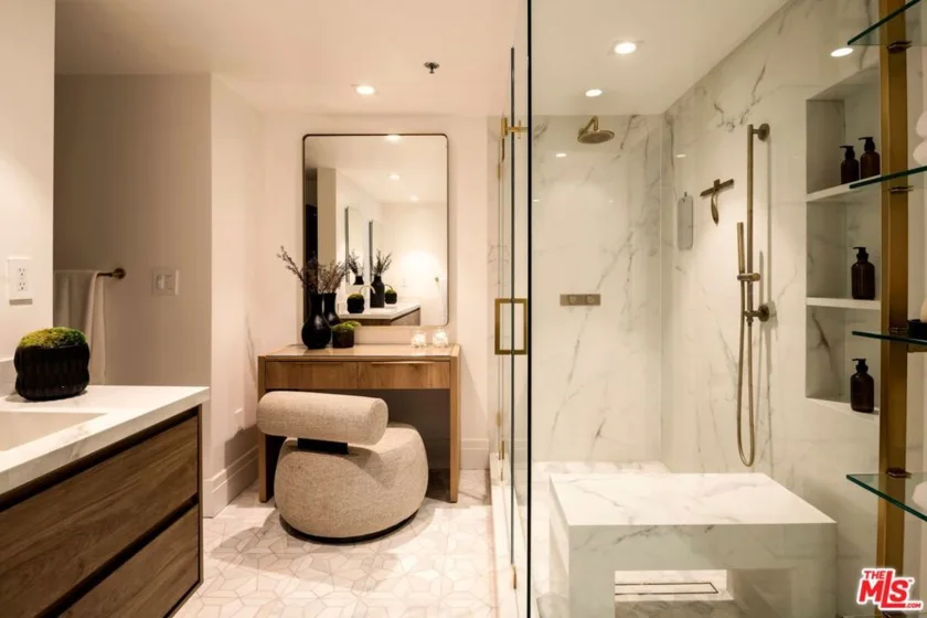 10660 Wilshire Boulevard #1208 photo 23