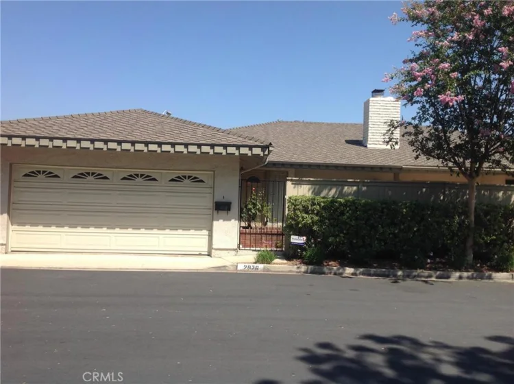 2976 Persimmon Place photo 1