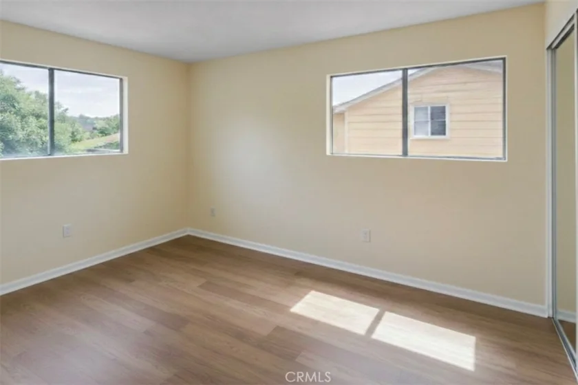 1277 N Mollison #F photo 4
