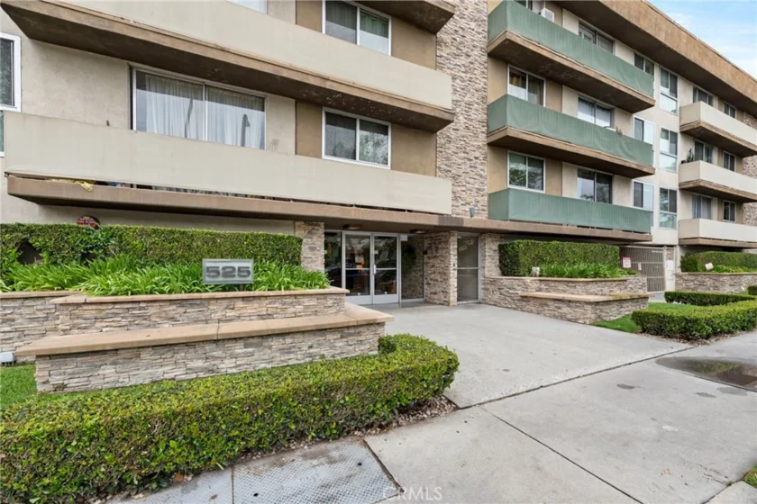 525 N Sycamore Avenue #333 photo 2