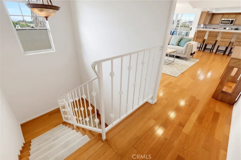 1073 W 9th Street #202 photo 7