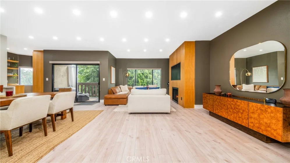832 Palm Avenue #201 photo 15