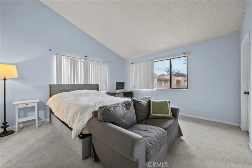 14435 Plummer #23 photo 8