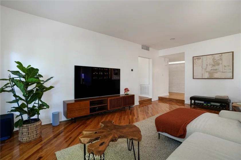 2307 Fox Hills #105 photo 5