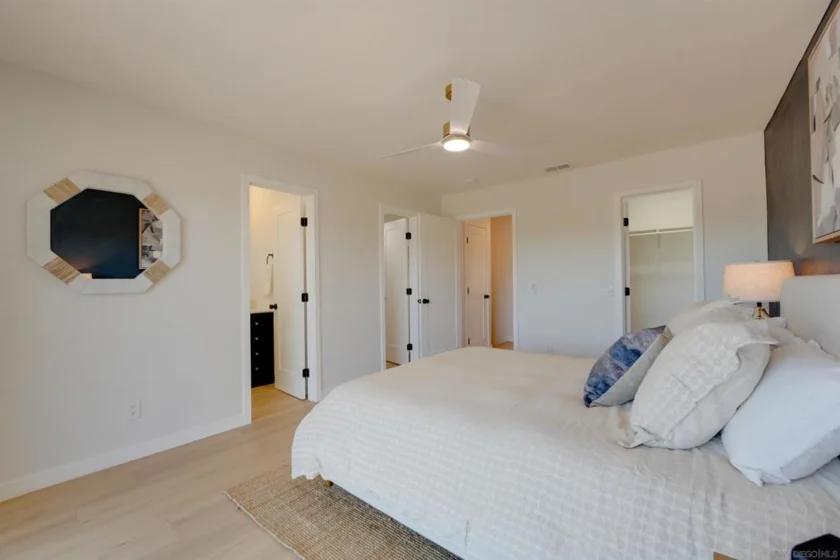 831 E 3rd Avenue #5 photo 10