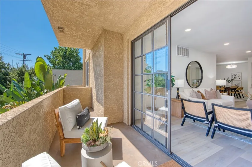 221 S Oak Knoll Avenue #202 photo 8