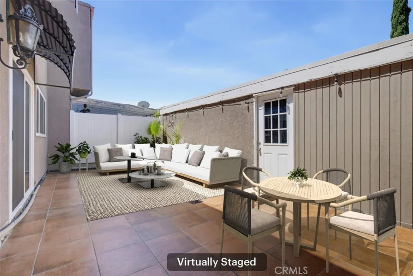 18134 Killion Street #4 photo 33