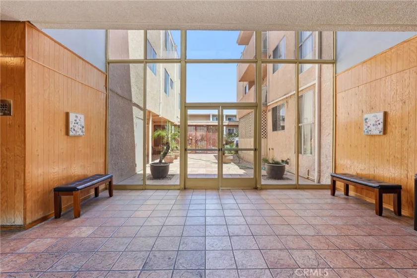 5429 Newcastle # 303 photo 5