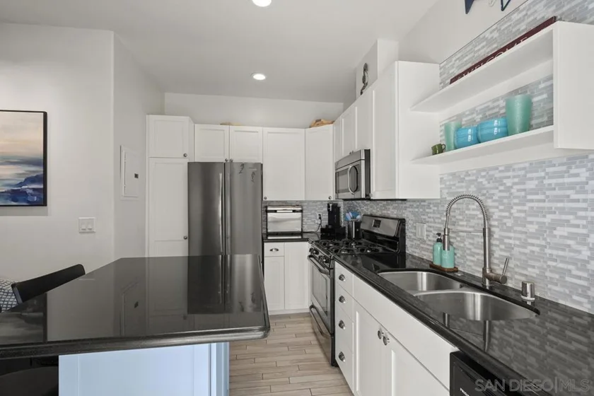 1106 4th Street #4 photo 9