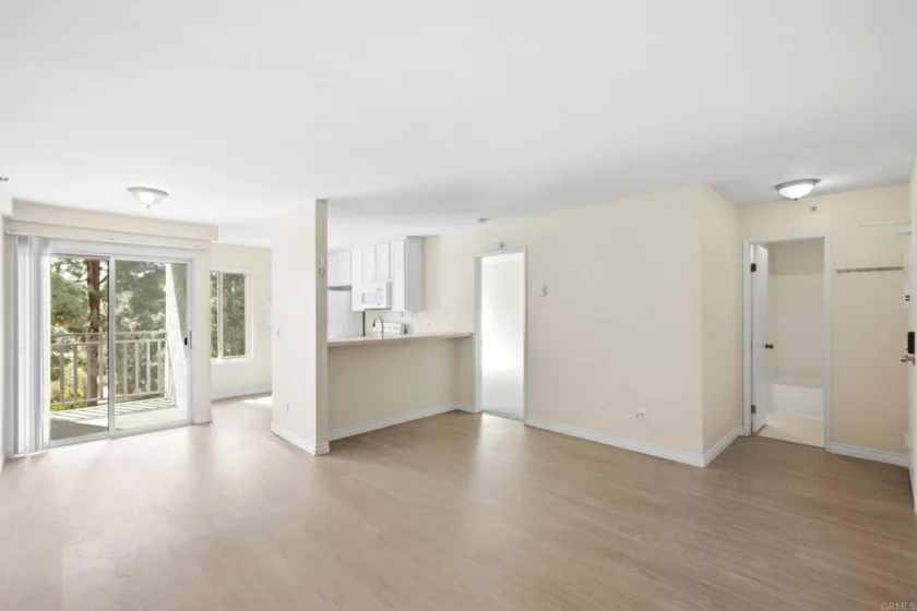 7500 Parkway Drive #207 photo 1