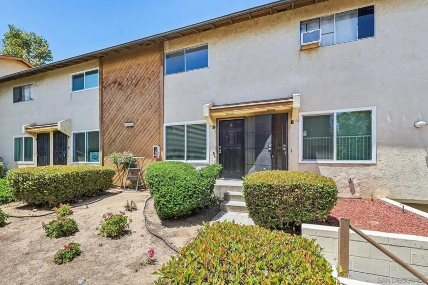 3631 Lemona Avenue #D photo 1