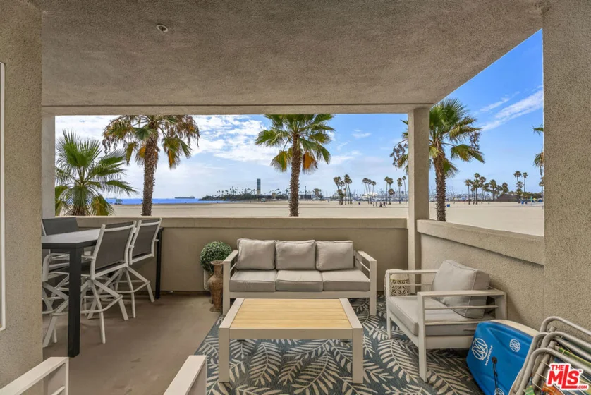 1000 E Ocean Boulevard #104 photo 33