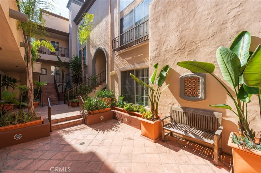 7100 La Tijera Boulevard photo 32