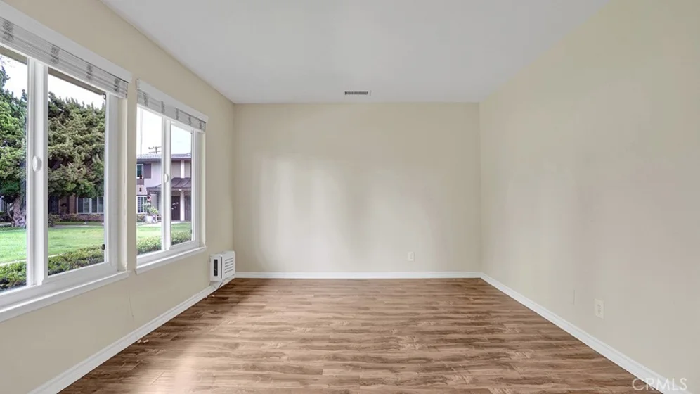 1424 Deauville Place photo 3