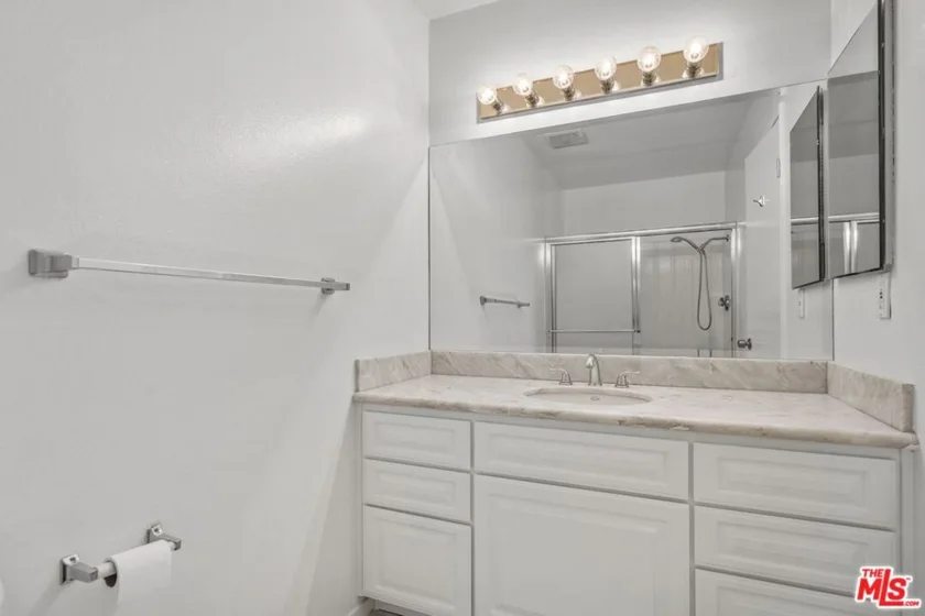 1211 Raintree Circle photo 16