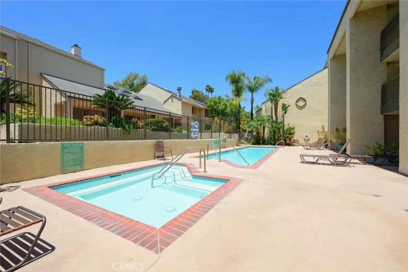 64 N Mar Vista Avenue #127 photo 24