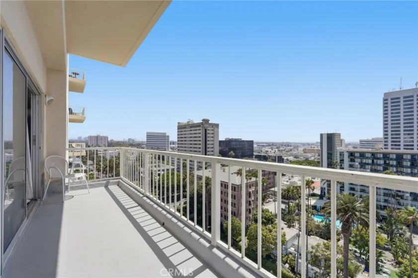 101 California #1104 photo 26