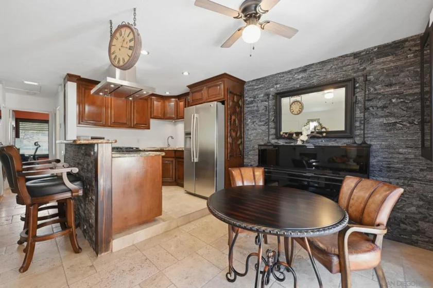 7061 Appian Drive #B photo 29
