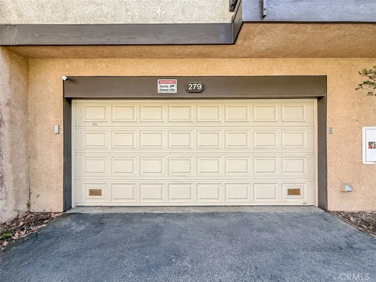 21900 Marylee #279 photo 31