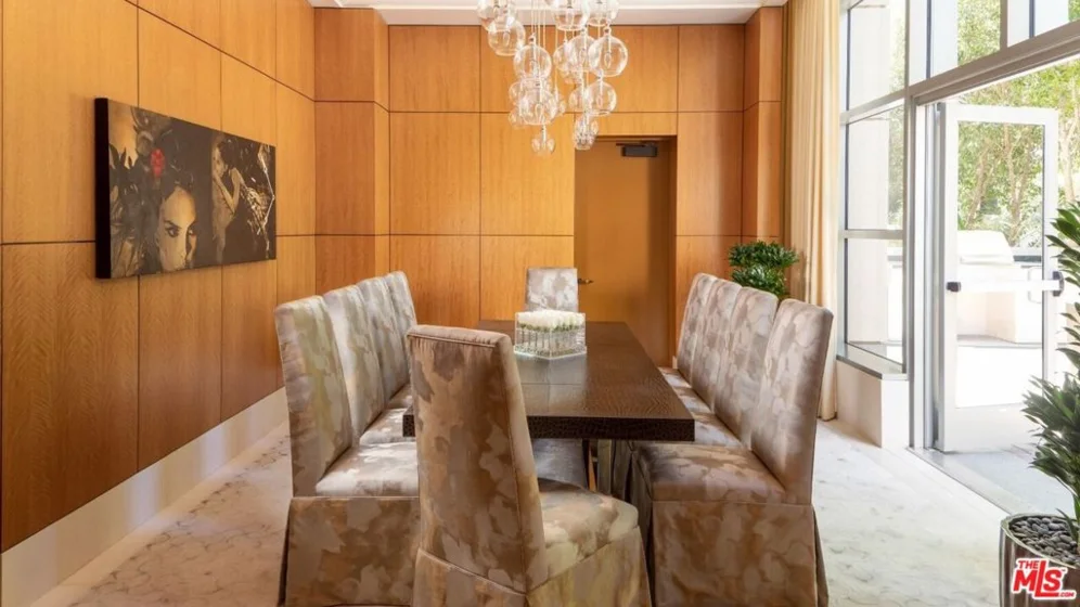 10776 Wilshire Boulevard #603 photo 5