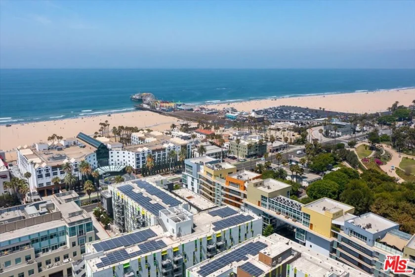 1705 Ocean Avenue #502 photo 31