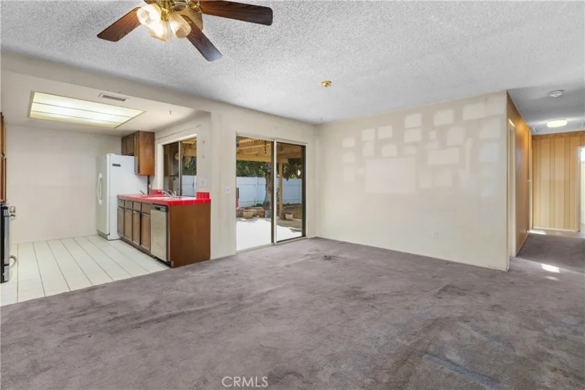 6631 Wintertree Drive photo 4