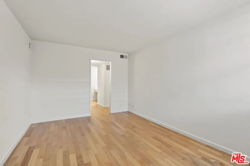 740 N Kings Road #314 photo 18