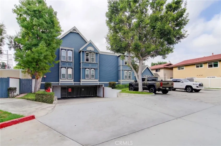 810 Baker #106 photo 11