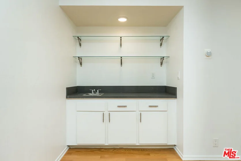 1115 S Elm Drive #207 photo 44