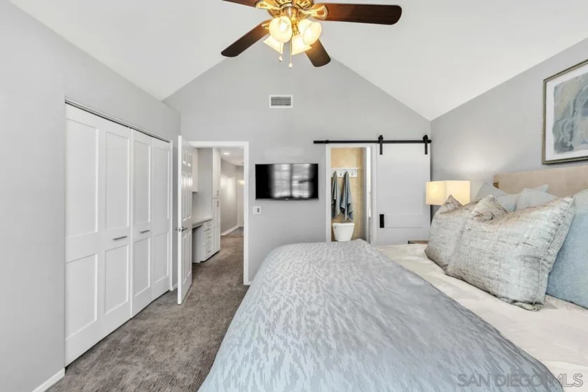 465 Orange Avenue photo 13