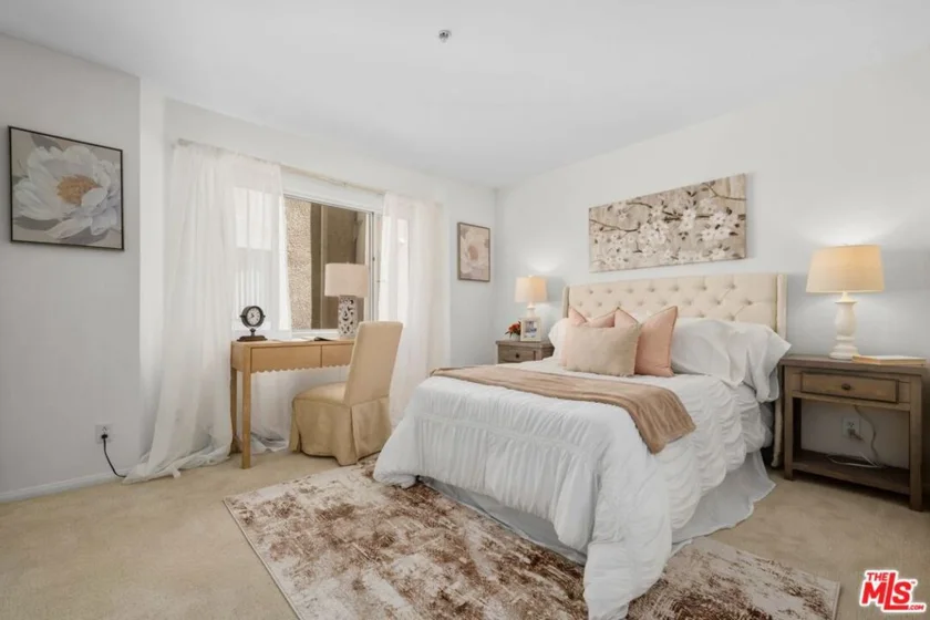 1932 Pelham Avenue #202 photo 10