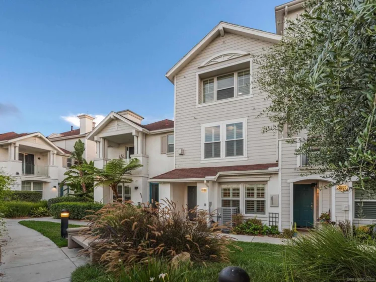 790 Harbor Cliff Way #191 photo 30