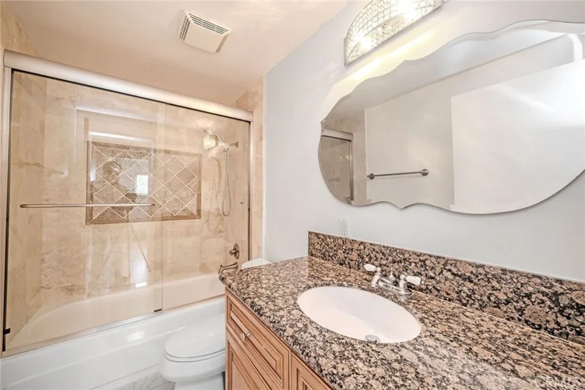 8175 Mammoth photo 16