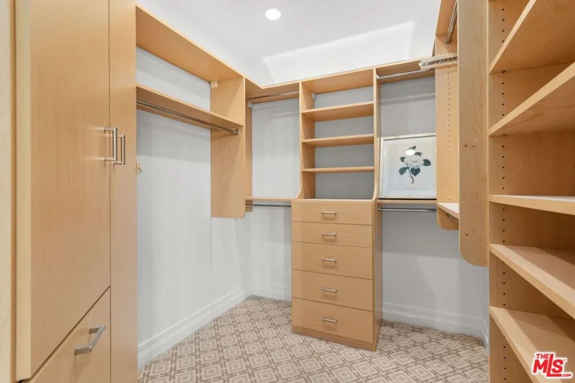 11847 Gorham Avenue #406 photo 22