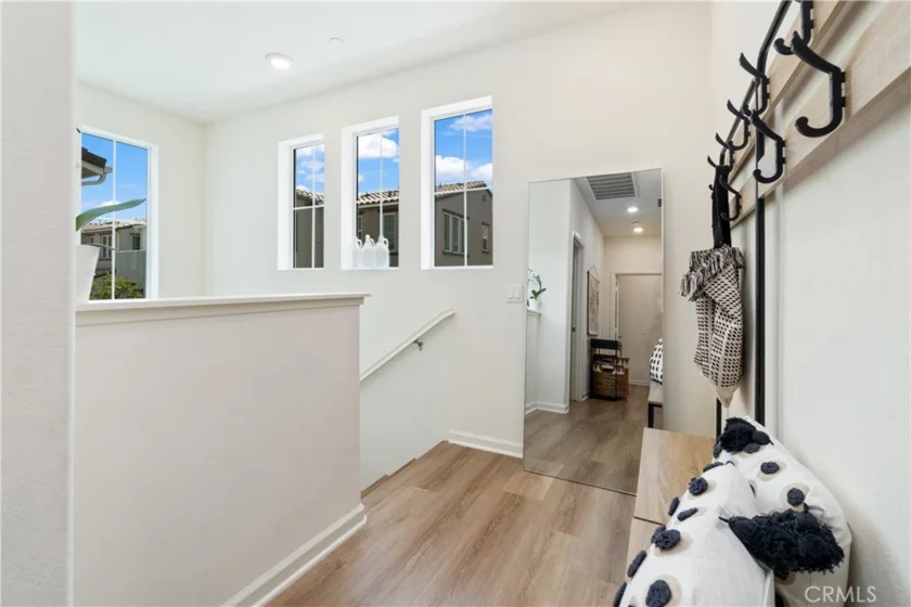 4044 Summer Way photo 15