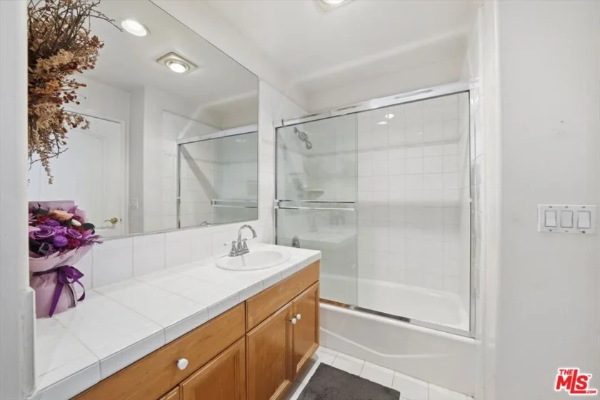 1043 11th Street #3 photo 44