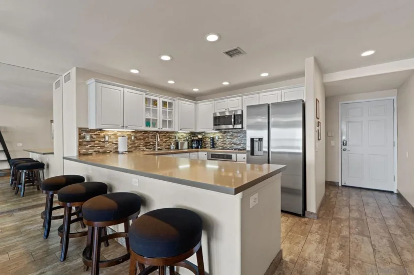 1177 Pacific Beach Drive ##A photo 19