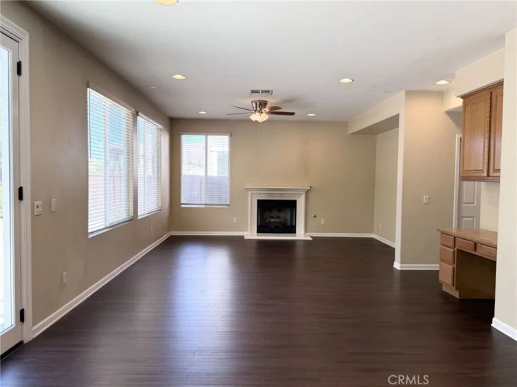 29360 Ariel Street photo 8