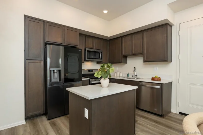 2024 Luzon Lane #5 photo 6