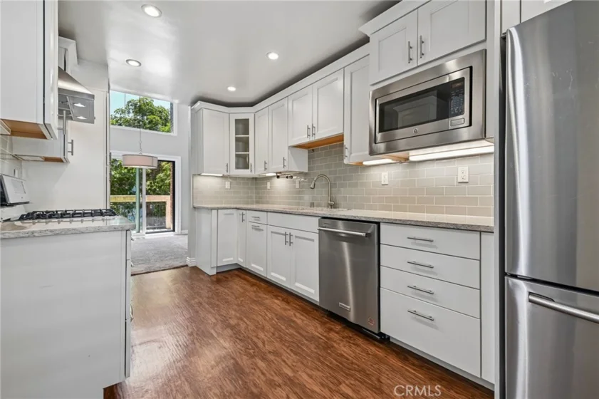 12321 Ocean Park Boulevard #14 photo 18