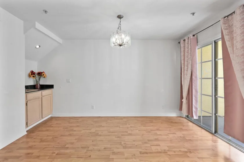 1131 Campbell #212 photo 11